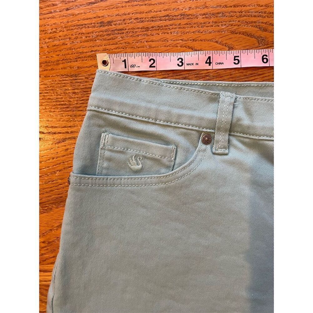Gloria Vanderbilt Women's Amanda Jean Shorts Size 12 Seafoam Green - Picture 2 of 10